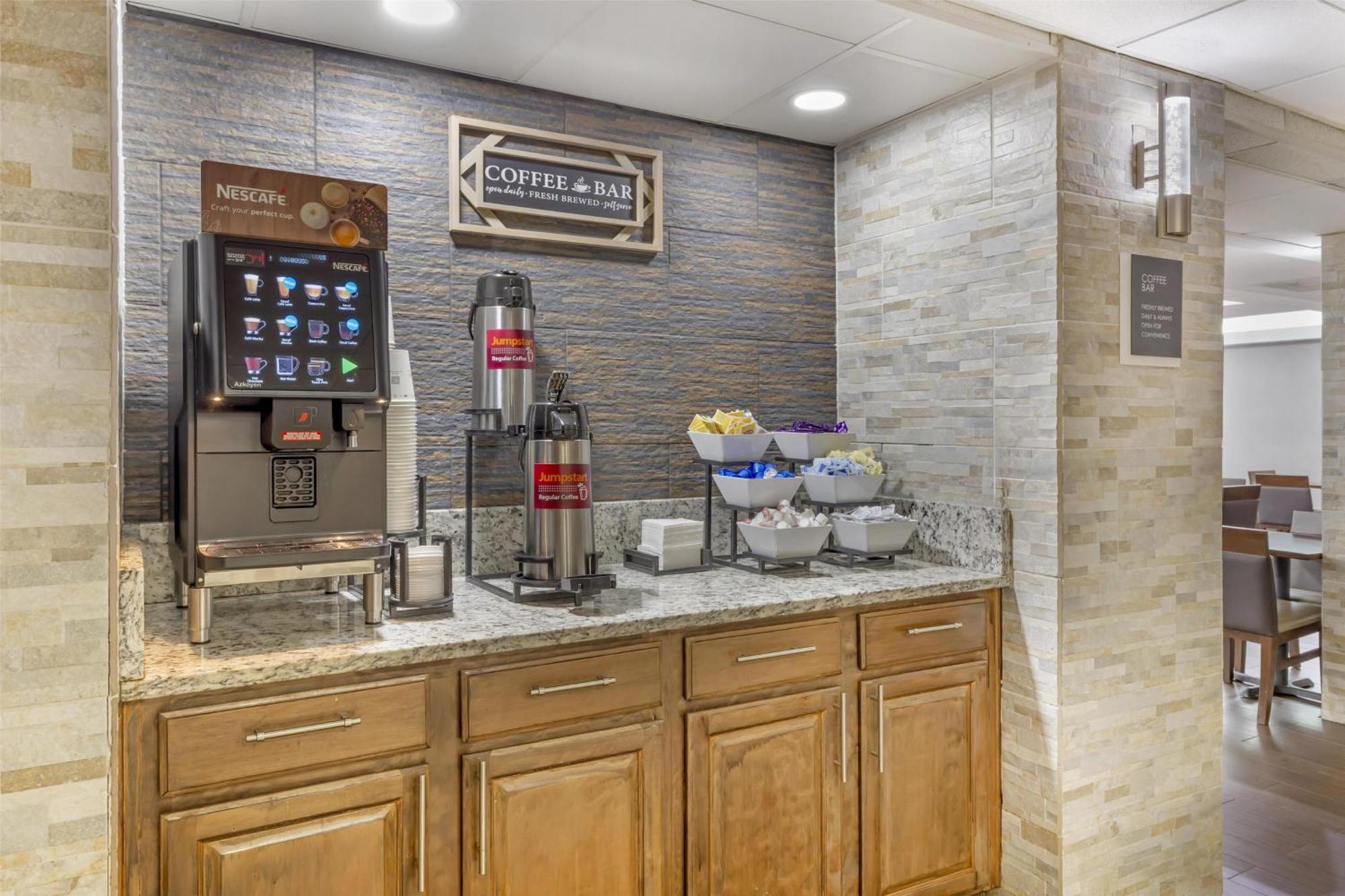 Best Western Plus Raleigh Crabtree Valley Hotel Kültér fotó