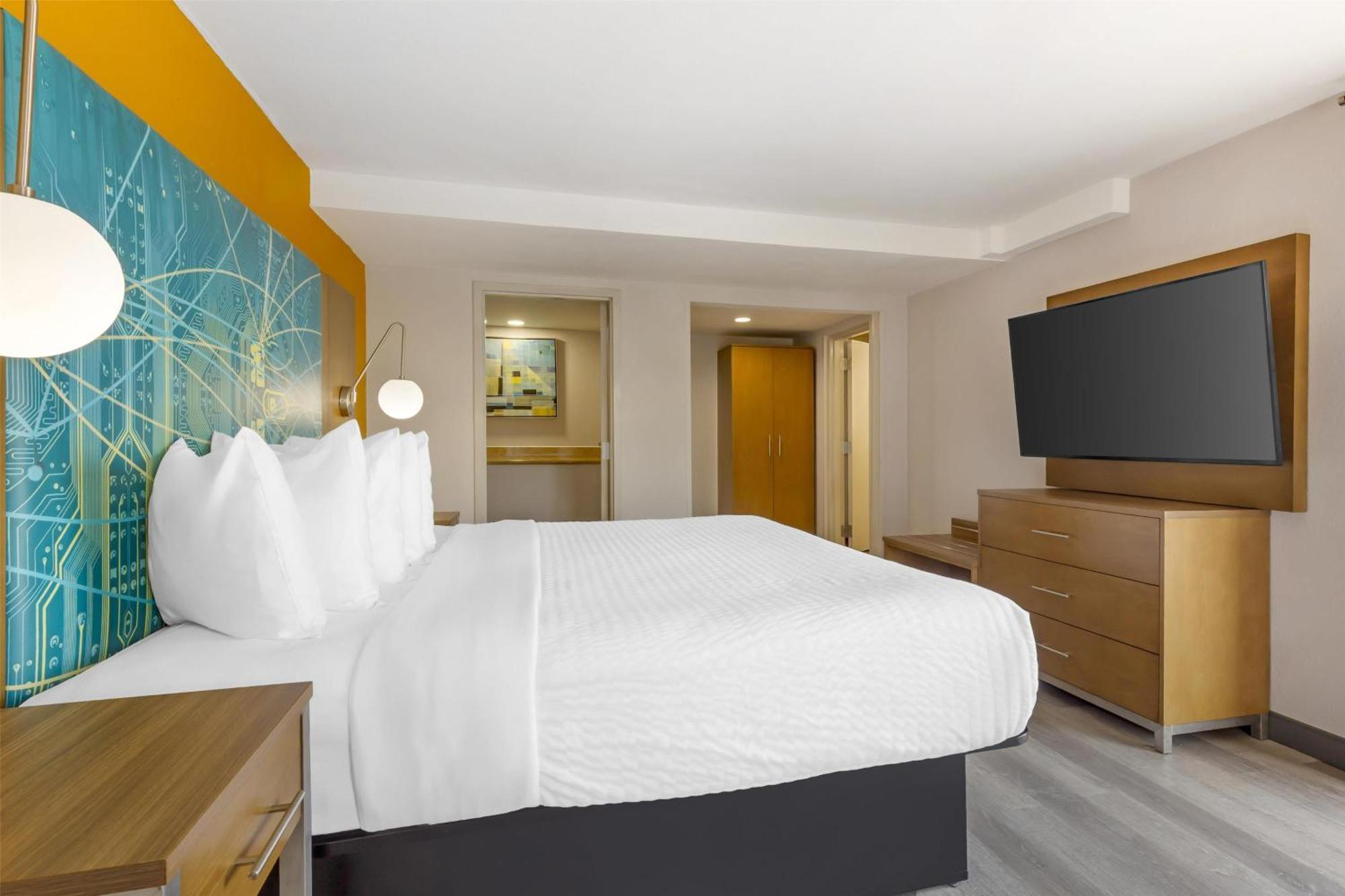 Best Western Plus Raleigh Crabtree Valley Hotel Kültér fotó