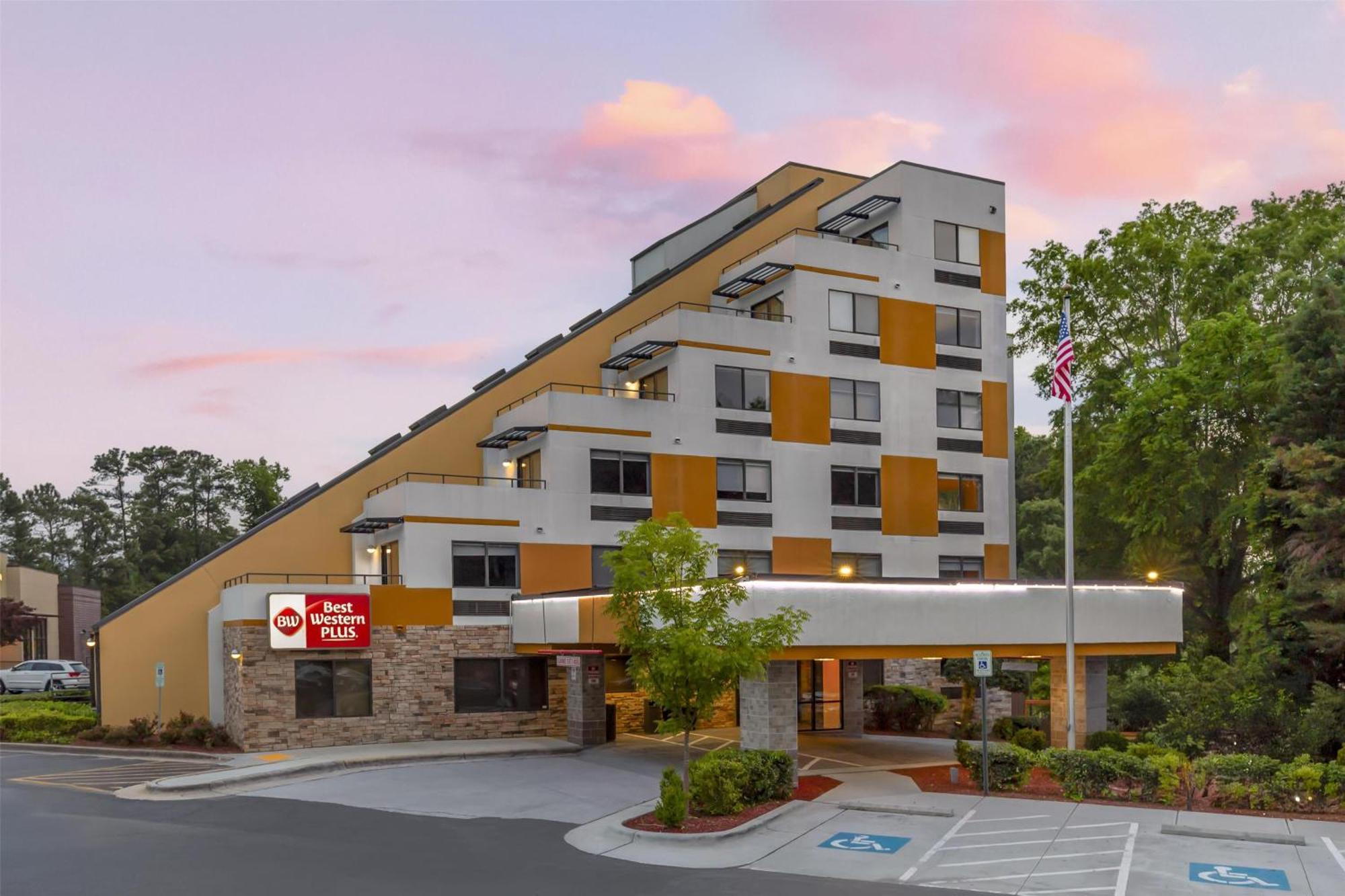 Best Western Plus Raleigh Crabtree Valley Hotel Kültér fotó